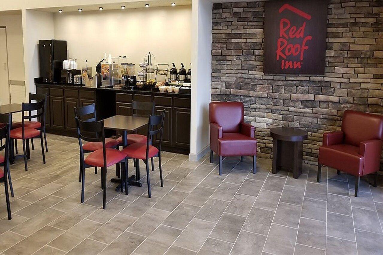 Red Roof Inn Marion, Va Экстерьер фото