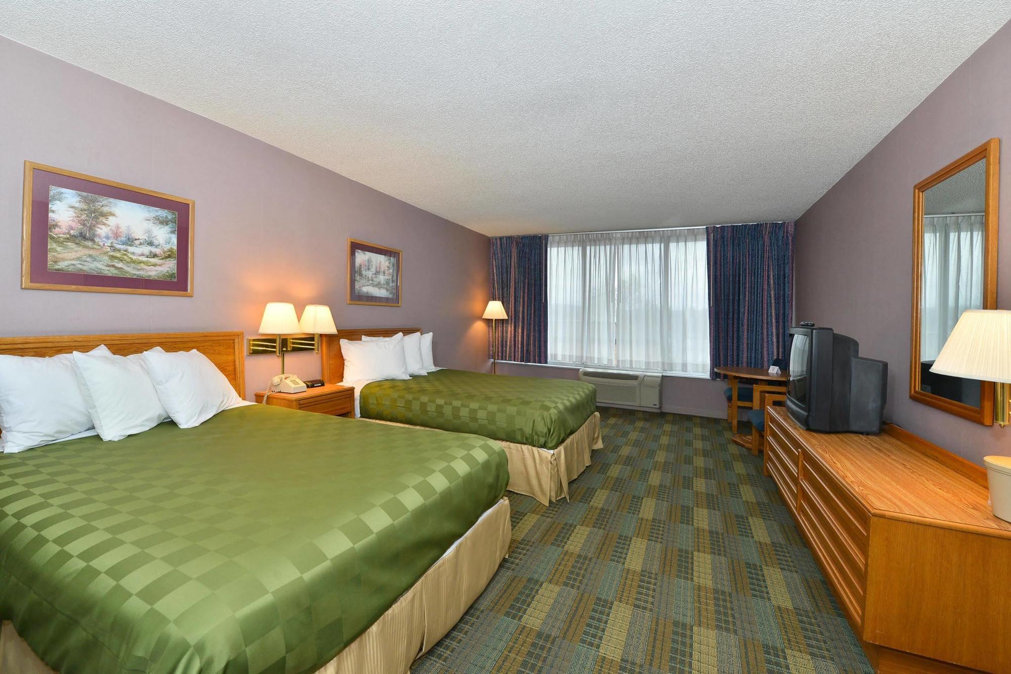 Red Roof Inn Marion, Va Экстерьер фото